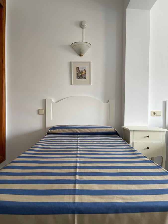 Hostal Can Gallu Cala Ratjada  Exteriör bild