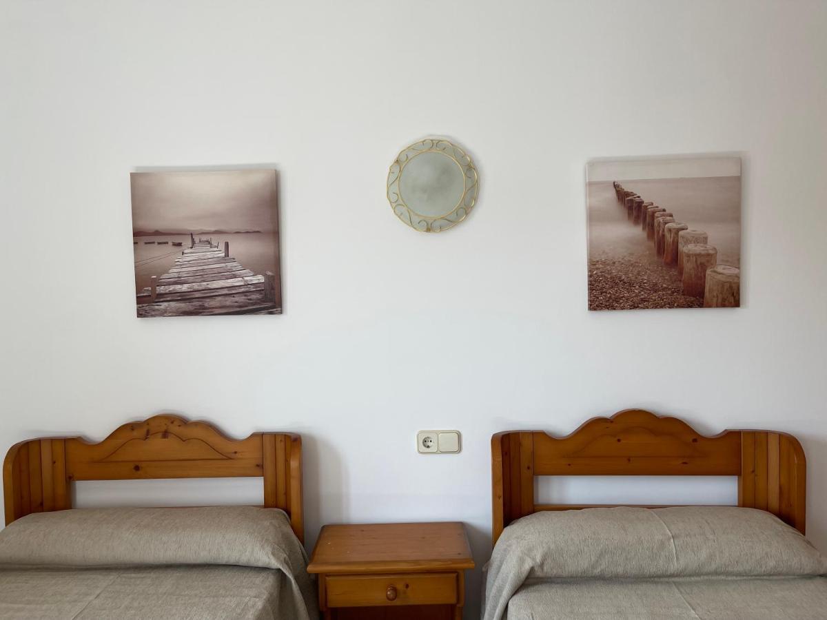 Hostal Can Gallu Cala Ratjada  Exteriör bild