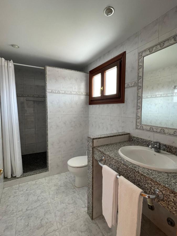 Hostal Can Gallu Cala Ratjada  Exteriör bild